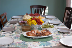 thanksgiving-table